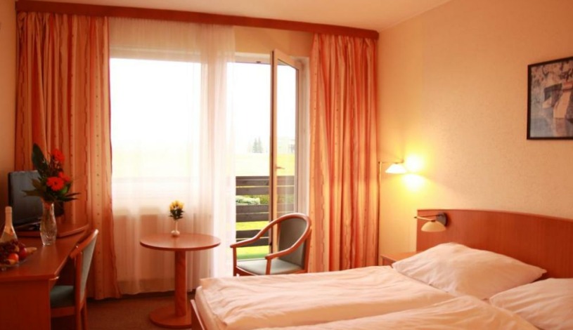 Lázeňský hotel PYRAMIDA I Františkovy Lázně